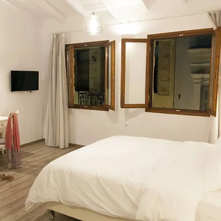 Πανσιόν Shalom Luxury Kondilaki
